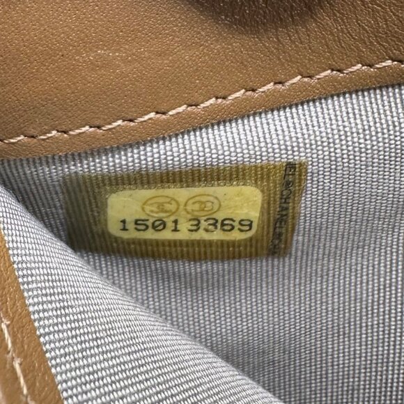 CHANEL Matelasse Patent Leather Bifold Long Wallet in Honey Brown - EUC - Picture 5 of 9